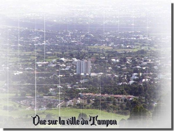Vue sur la ville du Tampon